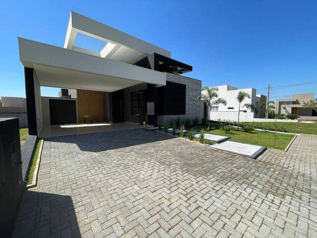 #14 - Casa em condomínio para Venda em São José do Rio Preto - SP