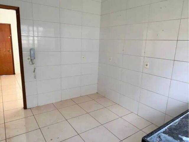 #16 - Casa para Venda em São José do Rio Preto - SP