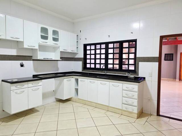 Casa para Venda em São José do Rio Preto - 5